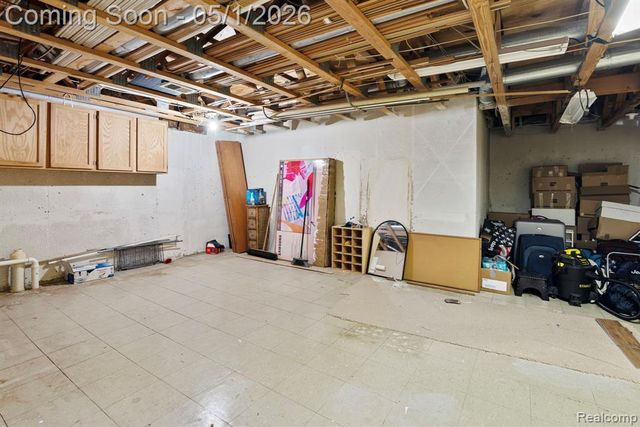 15487 Orchard Ridge Drive, Clinton Township, MI 48038