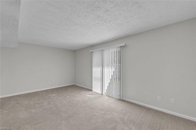 106 Englewood DR, Yorktown, VA 23692