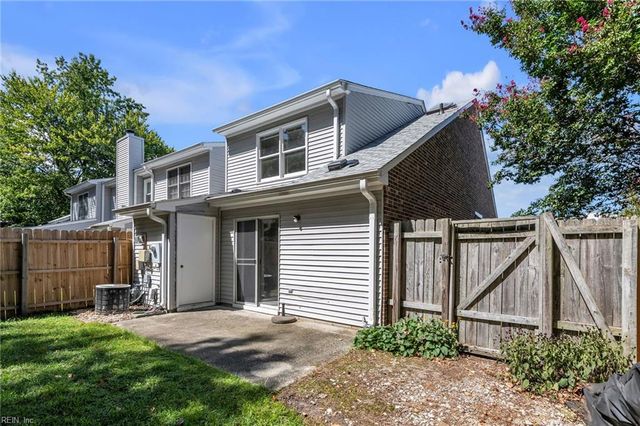 106 Englewood DR, Yorktown, VA 23692