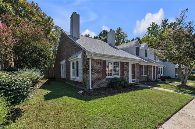 106 Englewood DR, Yorktown, VA 23692