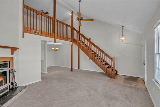 106 Englewood DR, Yorktown, VA 23692