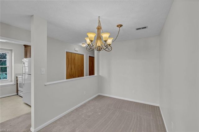 106 Englewood DR, Yorktown, VA 23692