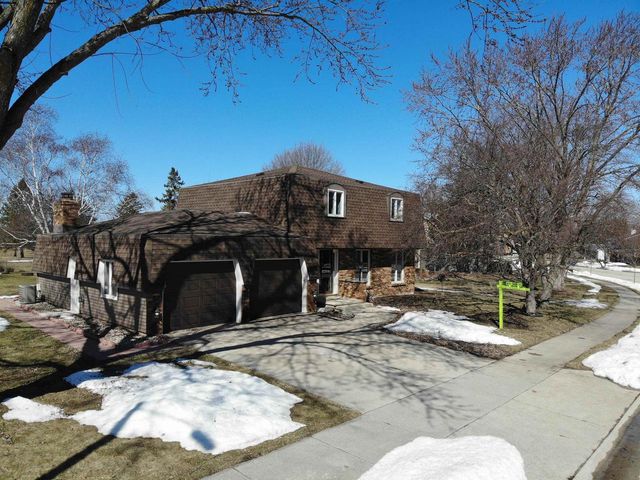 1175 MARICOPA DRIVE, Oshkosh, WI 54904