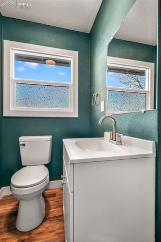 1051 Montrose Avenue, Colorado Springs, CO 80905