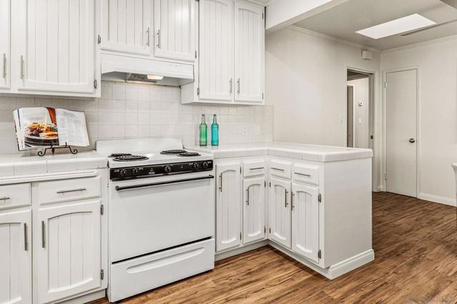 1060 Del Mar Avenue, Chula Vista, CA 91911