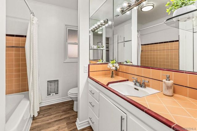 1060 Del Mar Avenue, Chula Vista, CA 91911