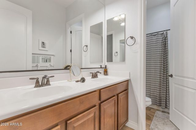 2972 E FRUITVALE Avenue, Gilbert, AZ 85297
