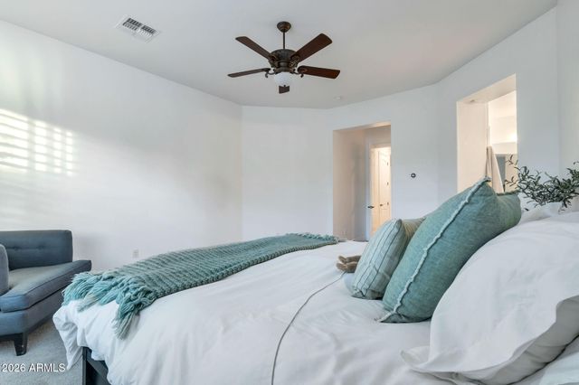 2972 E FRUITVALE Avenue, Gilbert, AZ 85297