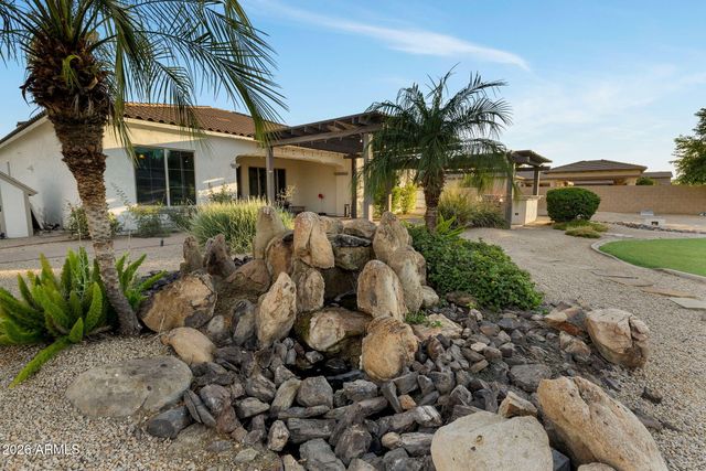 2972 E FRUITVALE Avenue, Gilbert, AZ 85297