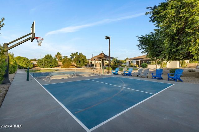 2972 E FRUITVALE Avenue, Gilbert, AZ 85297