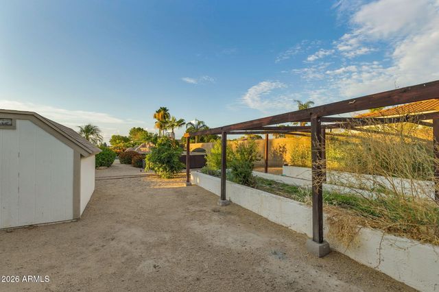 2972 E FRUITVALE Avenue, Gilbert, AZ 85297