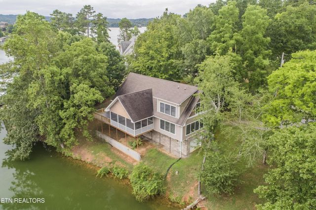 4193 Parris Drive, Lenoir City, TN 37772