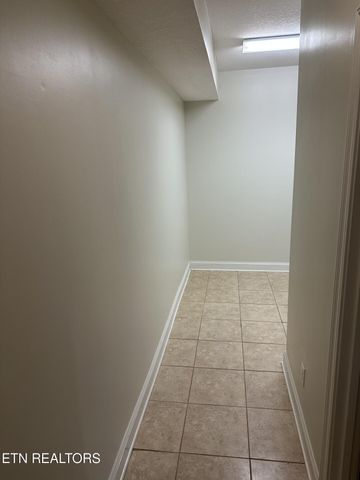 4193 Parris Drive, Lenoir City, TN 37772
