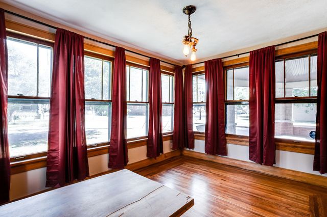 1201 N Emporia Ave., Wichita, KS 67214