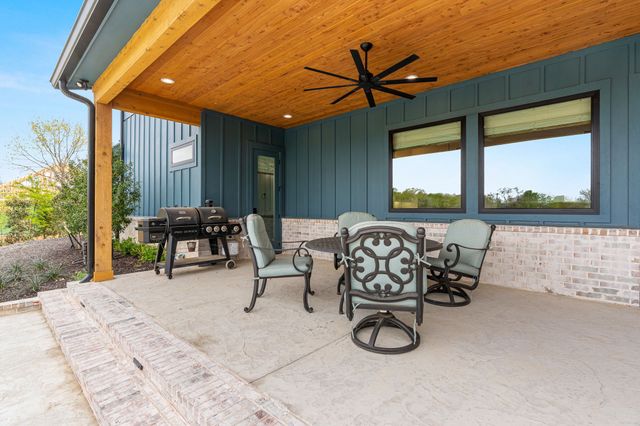 9714 Hester Lane, Argyle, TX 76226
