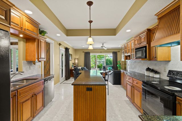 1208 TARTAN PL, Columbia, MO 65203