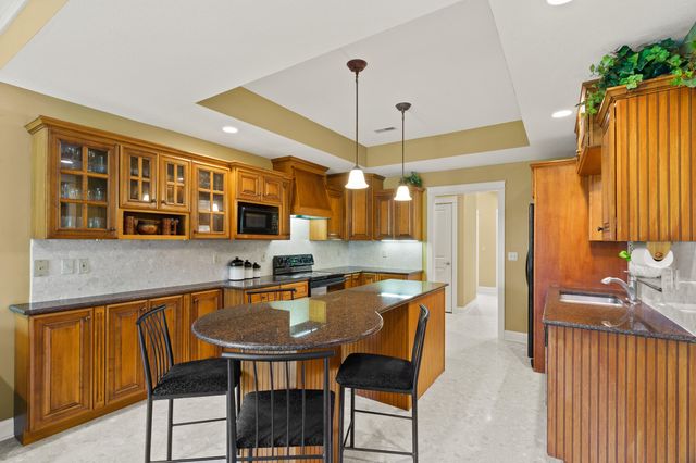 1208 TARTAN PL, Columbia, MO 65203