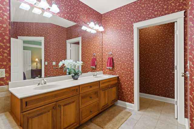 1208 TARTAN PL, Columbia, MO 65203