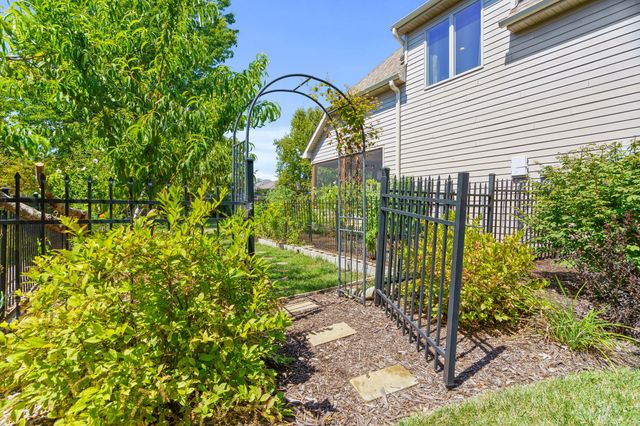 1208 TARTAN PL, Columbia, MO 65203