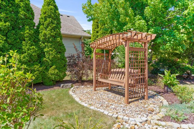 1208 TARTAN PL, Columbia, MO 65203