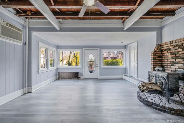 44 Lynbrook Drive, Sound Beach, NY 11789