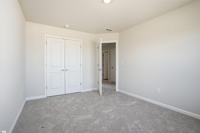 447 Lee's Corner Lane, Woodruff, SC 29388