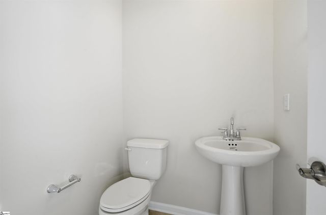 447 Lee's Corner Lane, Woodruff, SC 29388