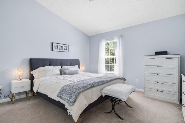 17 Tabilore Loop, Delaware, OH 43015