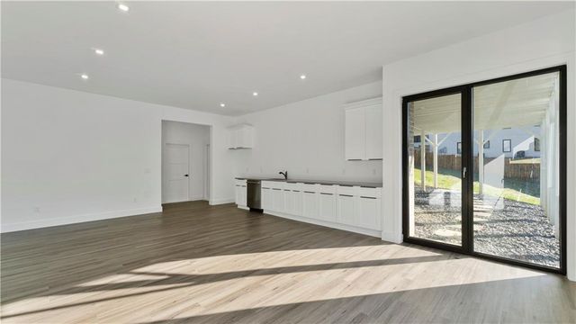 208 Indian Hills Trail, Marietta, GA 30068