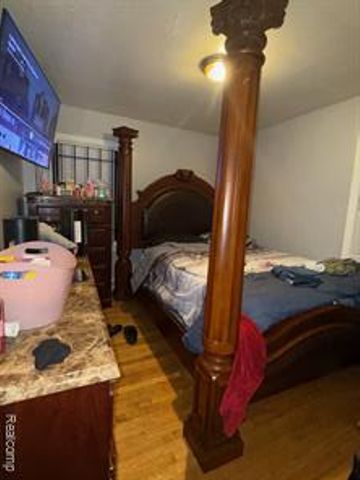 19464 Trinity Street, Detroit, MI 48219