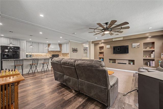 11410 Windy Hill Road, Rogers, AR 72756