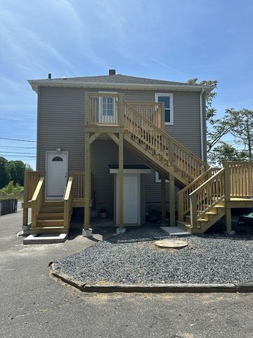 38 Taunton Avenue 2, Seekonk, MA 02771