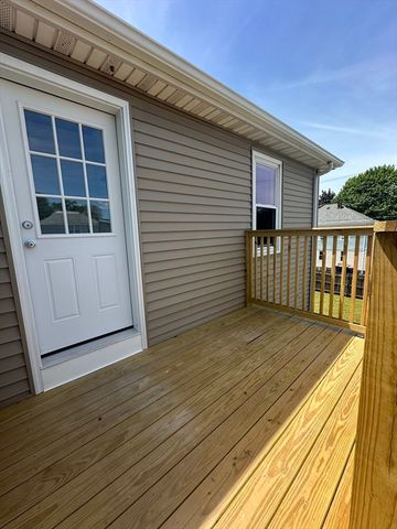 38 Taunton Avenue 2, Seekonk, MA 02771