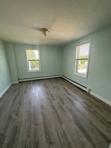 38 Taunton Avenue 2, Seekonk, MA 02771
