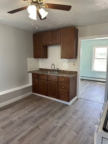38 Taunton Avenue 2, Seekonk, MA 02771