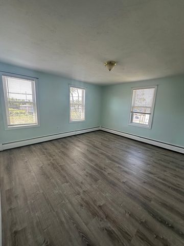 38 Taunton Avenue 2, Seekonk, MA 02771