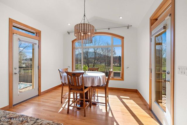 9024 N BALDWIN CT, Hayden, ID 83835