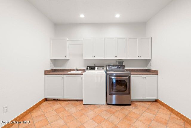 9024 N BALDWIN CT, Hayden, ID 83835
