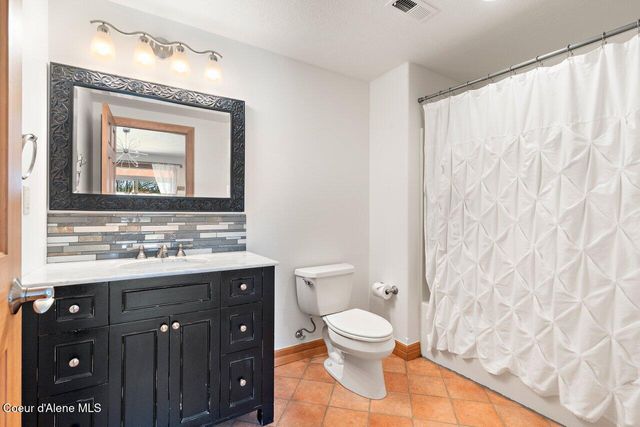 9024 N BALDWIN CT, Hayden, ID 83835