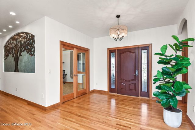 9024 N BALDWIN CT, Hayden, ID 83835