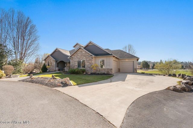 9024 N BALDWIN CT, Hayden, ID 83835
