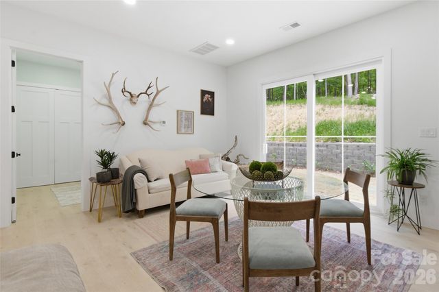 1321 Gateshead Lane, Matthews, NC 28105