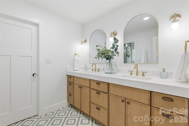 1321 Gateshead Lane, Matthews, NC 28105