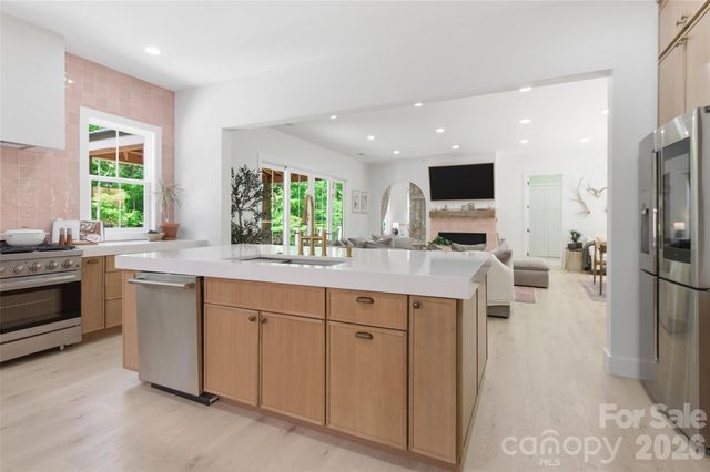 1321 Gateshead Lane, Matthews, NC 28105