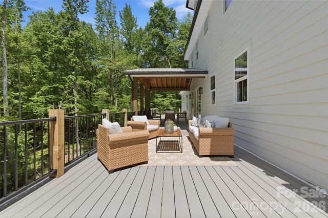 1321 Gateshead Lane, Matthews, NC 28105