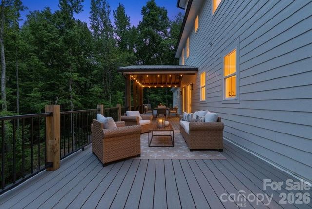 1321 Gateshead Lane, Matthews, NC 28105