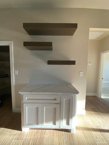 709 NW 10th St, Andrews, TX 79714