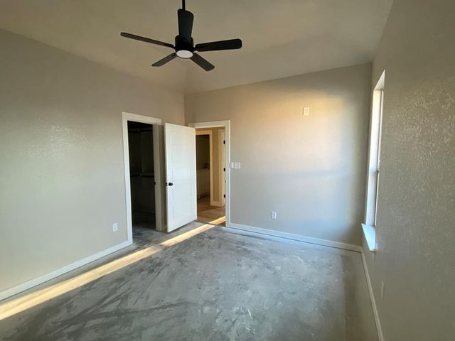 709 NW 10th St, Andrews, TX 79714