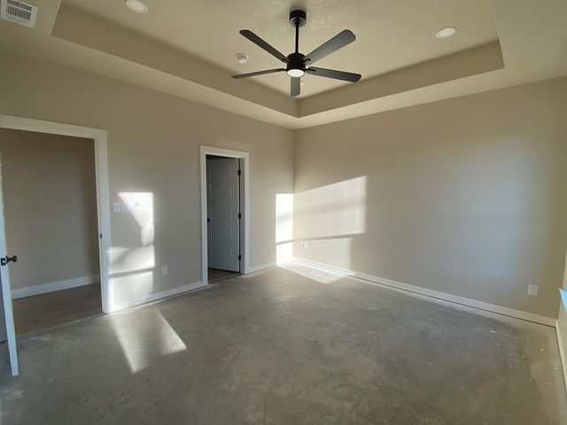 709 NW 10th St, Andrews, TX 79714