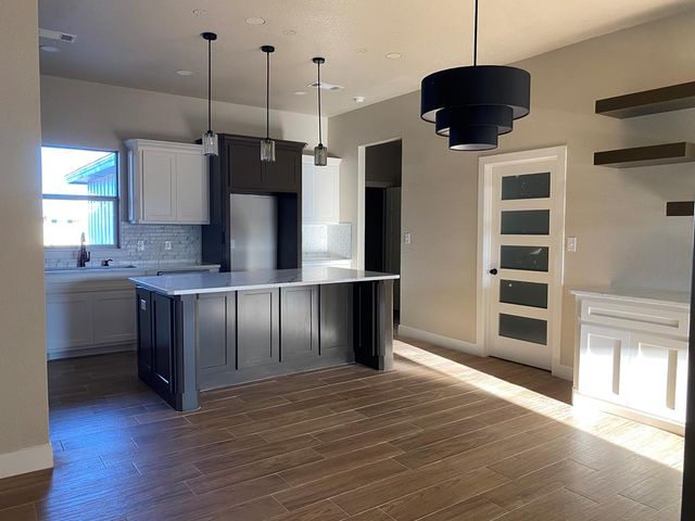 709 NW 10th St, Andrews, TX 79714